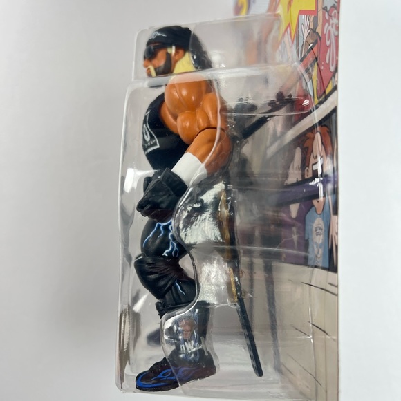 Mattel Hulk Hogan 5.5 inch Action Figure - GLF25 - Picture 6 of 9